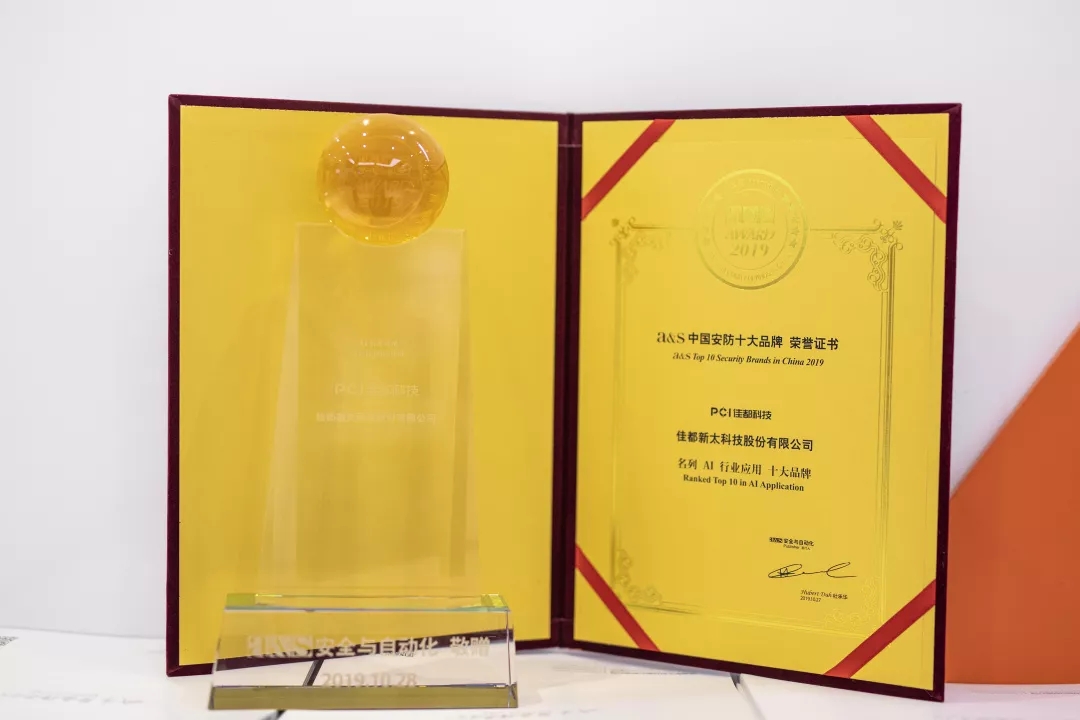 1573460411220580.jpg 640.webp (1).jpg